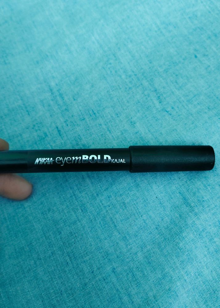 Nykaa Eyembold Kajal