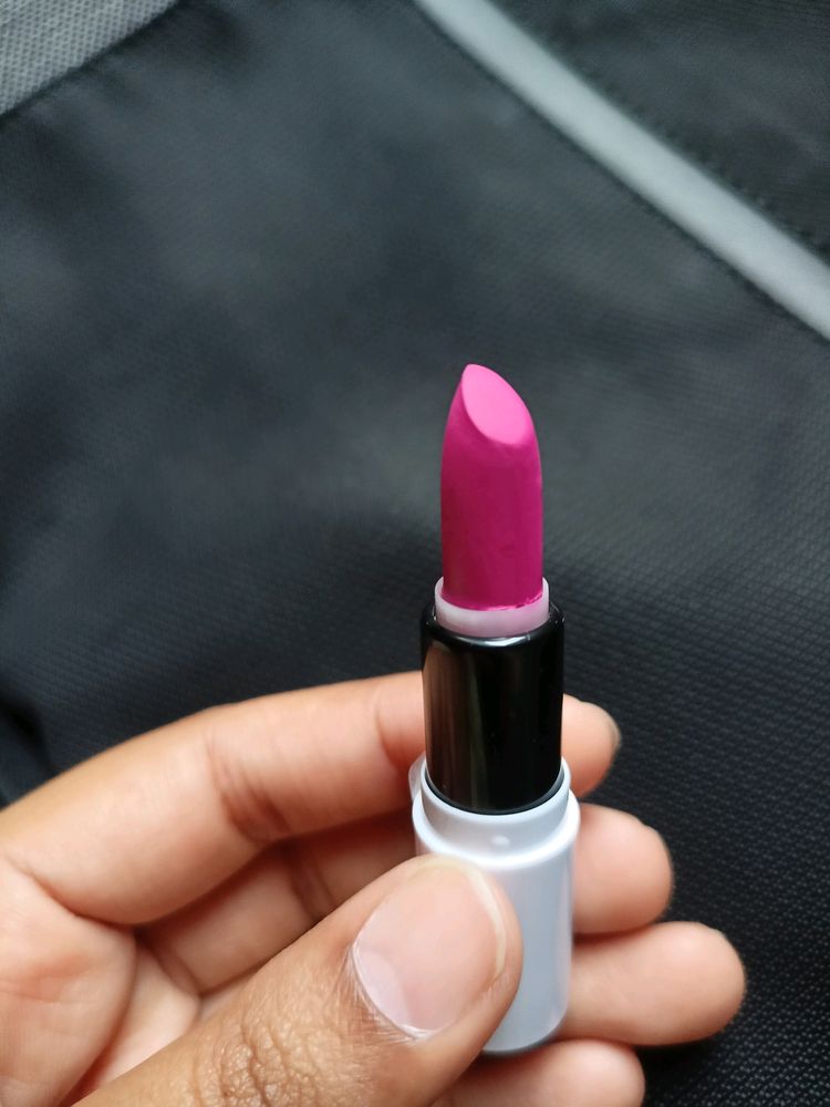 Zudio,Moisture Matte Longstay Mini Lipstick