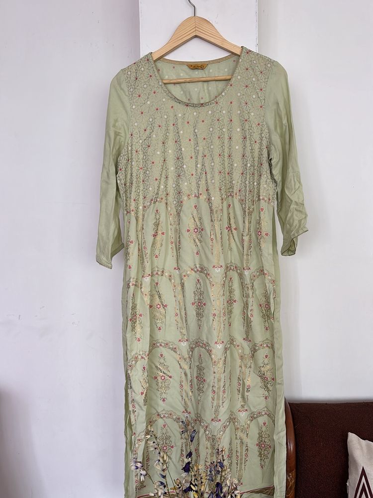 Beautiful Green Kurti For Summer