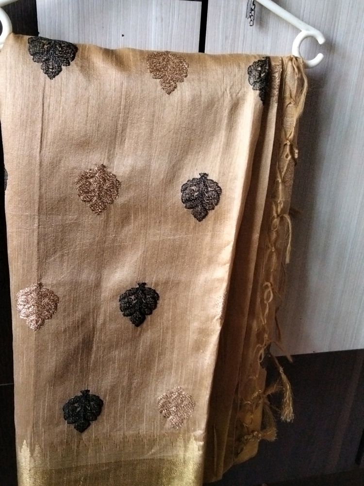 Golden Saree With Black Blouse