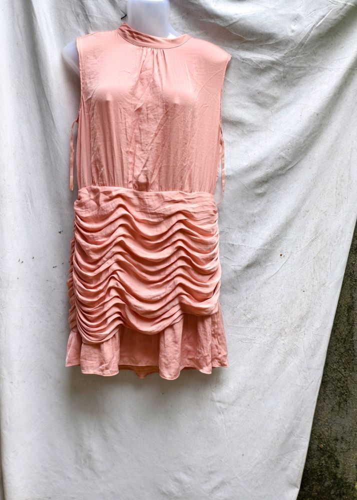 I. PEACH CUTE RUFFLE DRESS