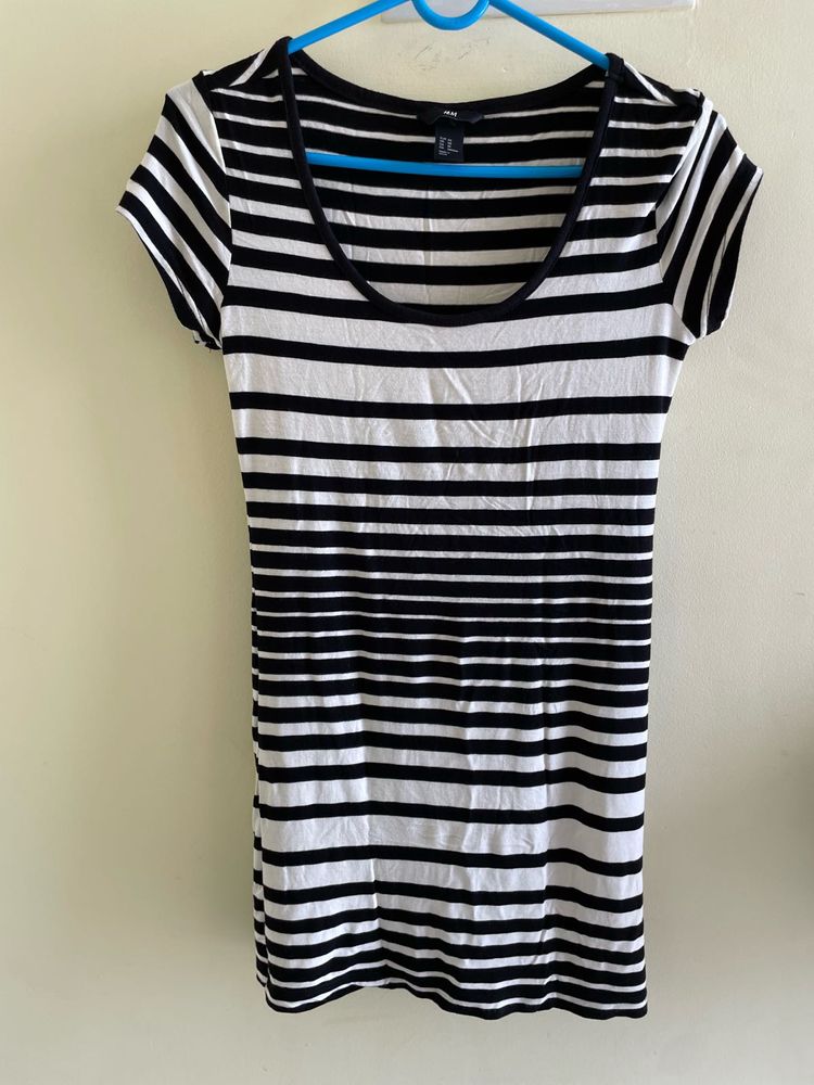 H&M Black And White Striped Bodycon