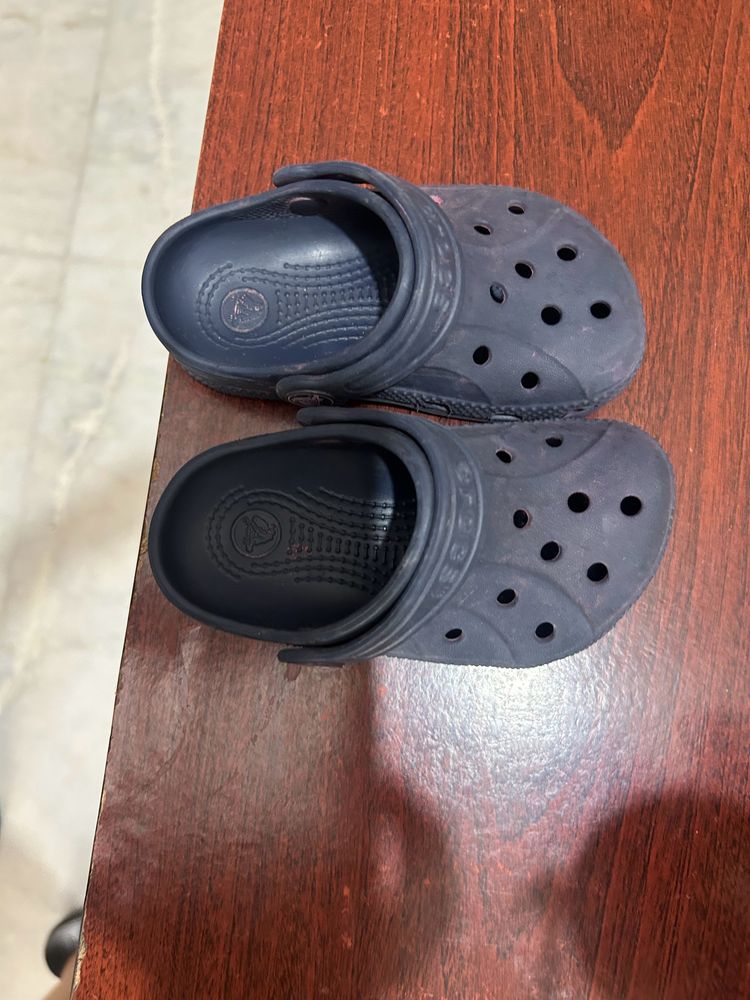 crocs for 2years old