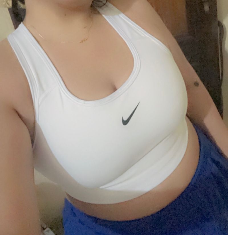 Nike Swoosh Medium support Sports Bra