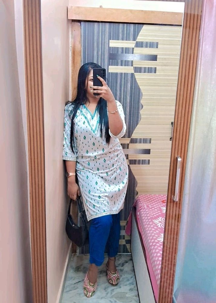 V Neck Kurti