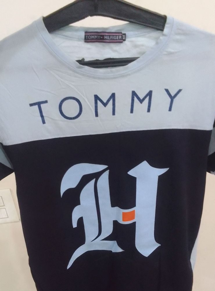 Tommy Hilfiger T-SHIRT SIZE XXL