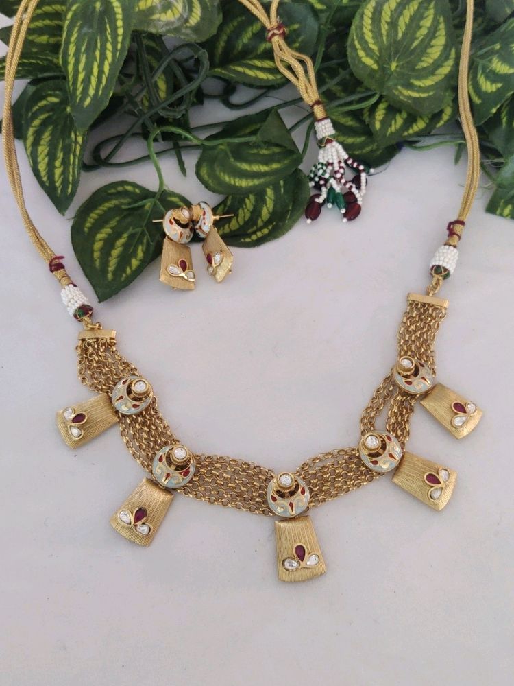 Gold Plated Kundan Necklace Set (Women)