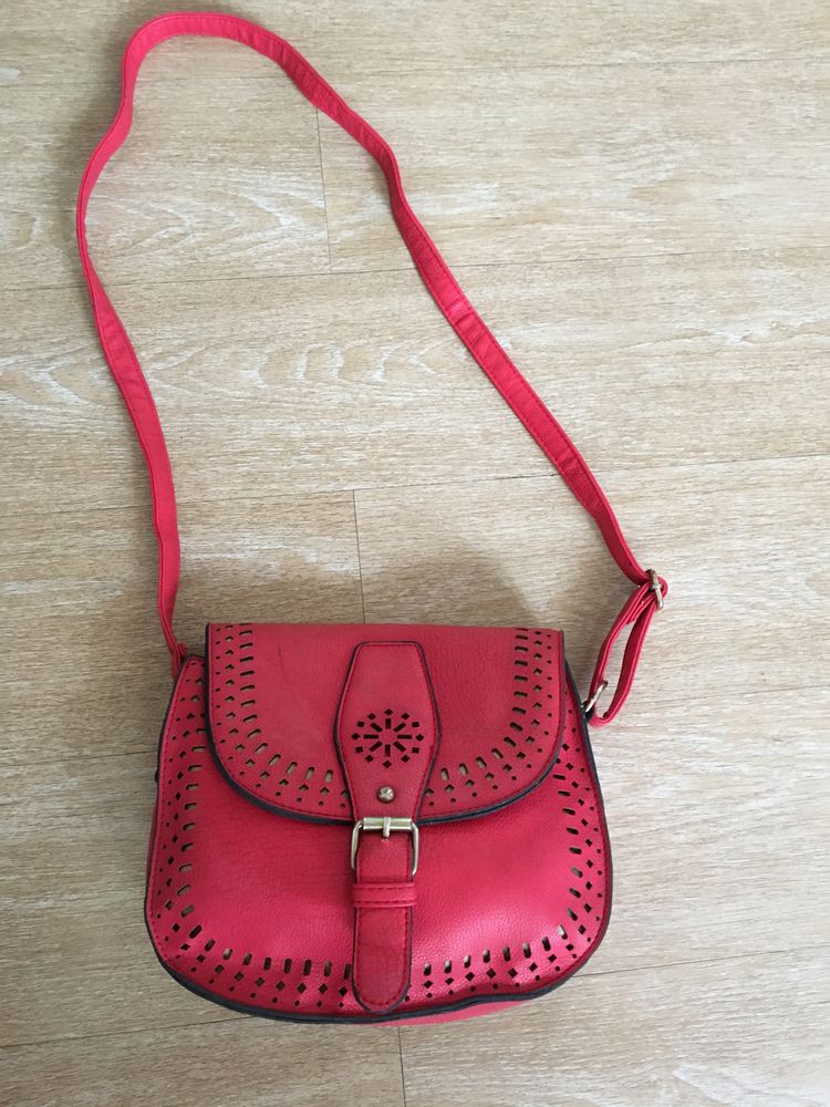 Preloved Sling Bag