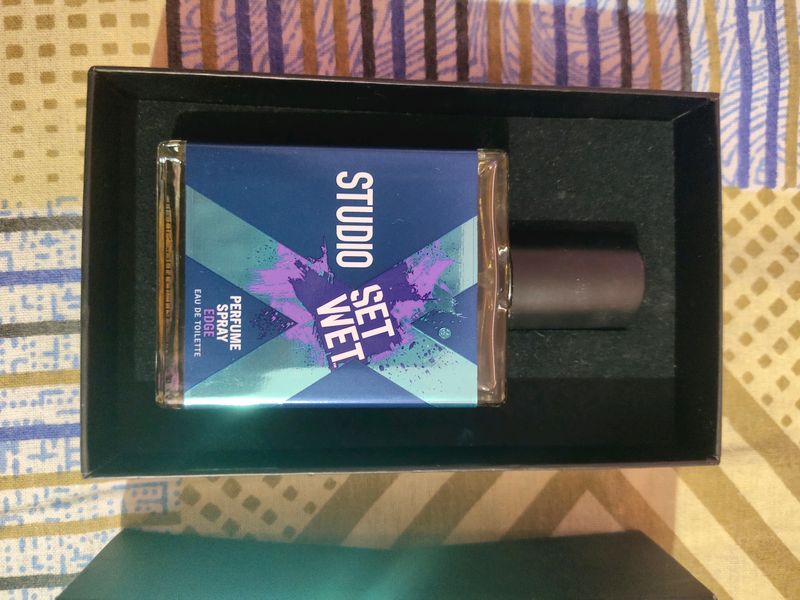 Set Wet studio Perfume Brand new