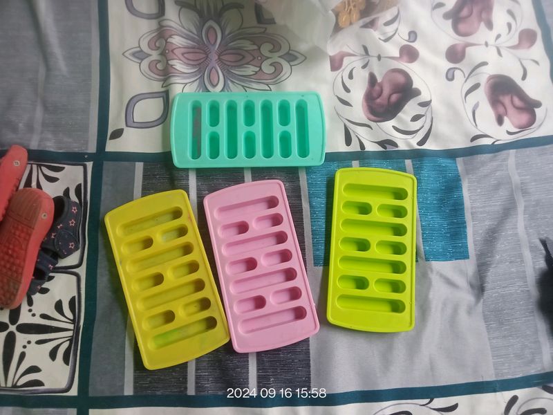 Ice Tray /Fridge /Long Cube/Water bottle