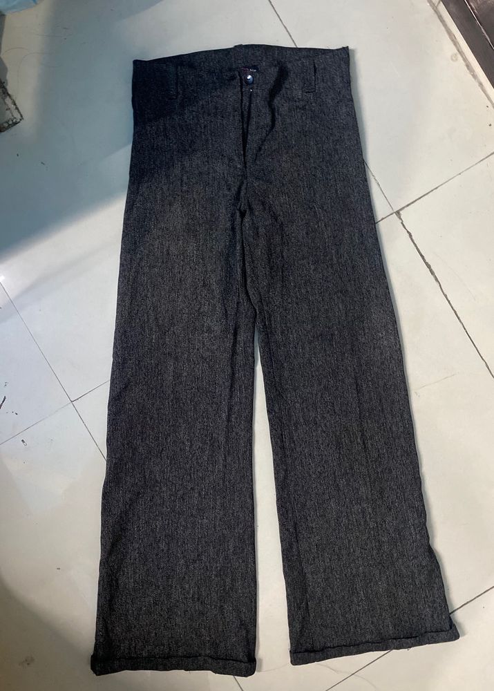 Mid Rise Parallel Trouser