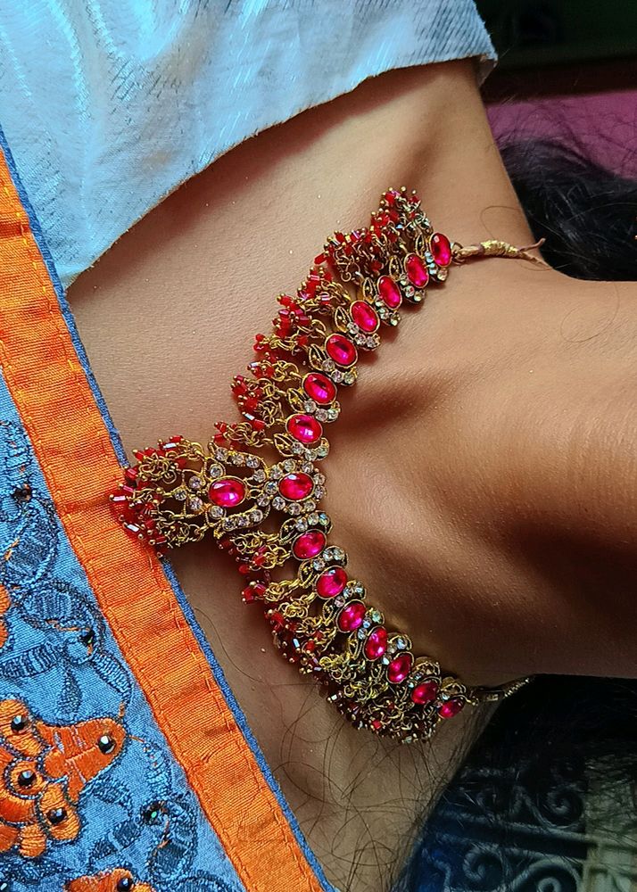 Beautiful Rani Colour Necklace