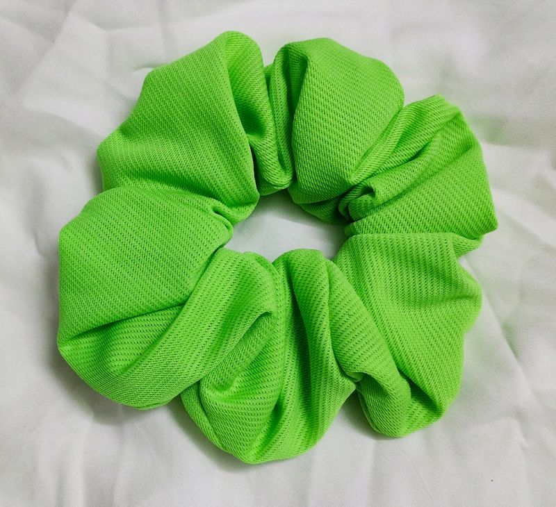 Handmade Scrunchie 💗🎀