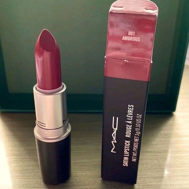 Mac Lipstick - AMOROUS💕