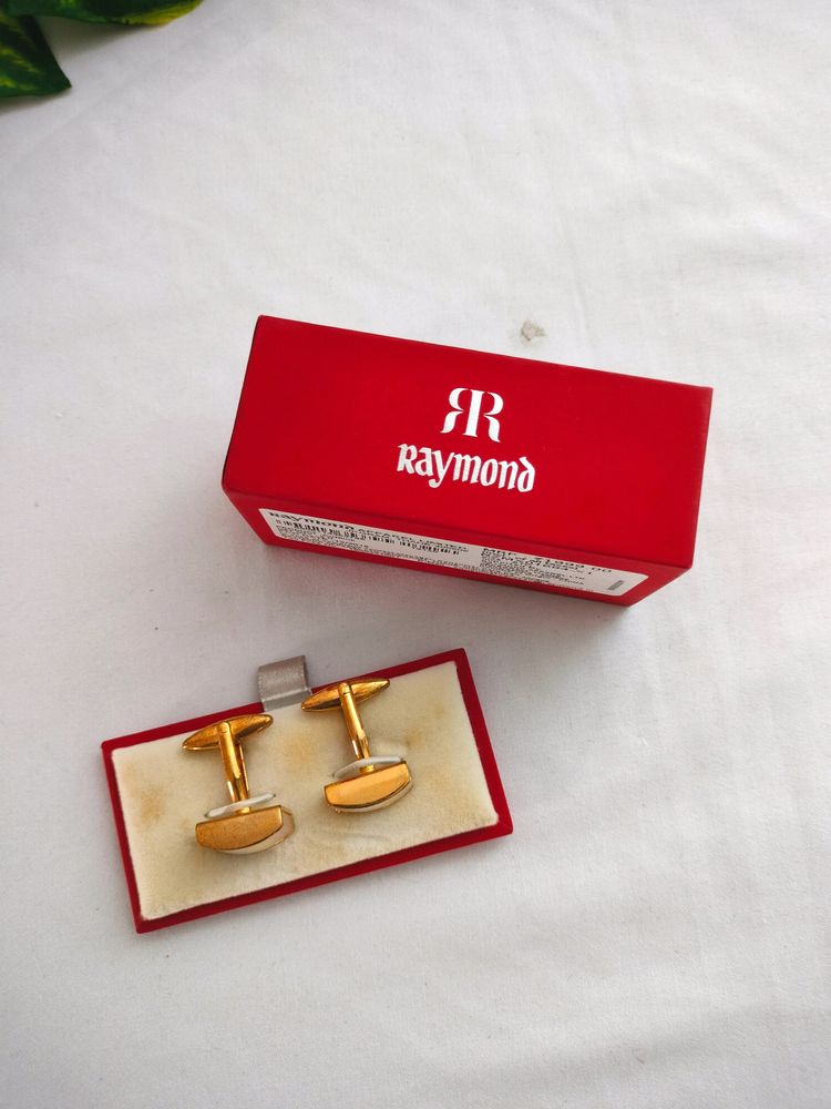 Gold Metal Cufflinks (Men's)