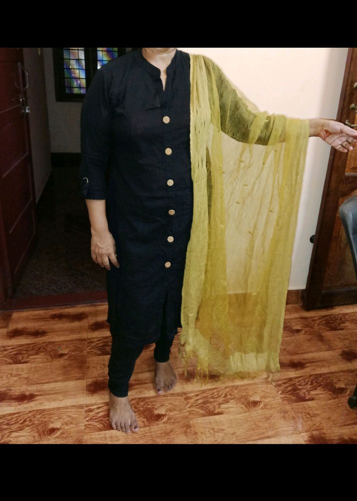 Black Kurta Set And Net Dupatta