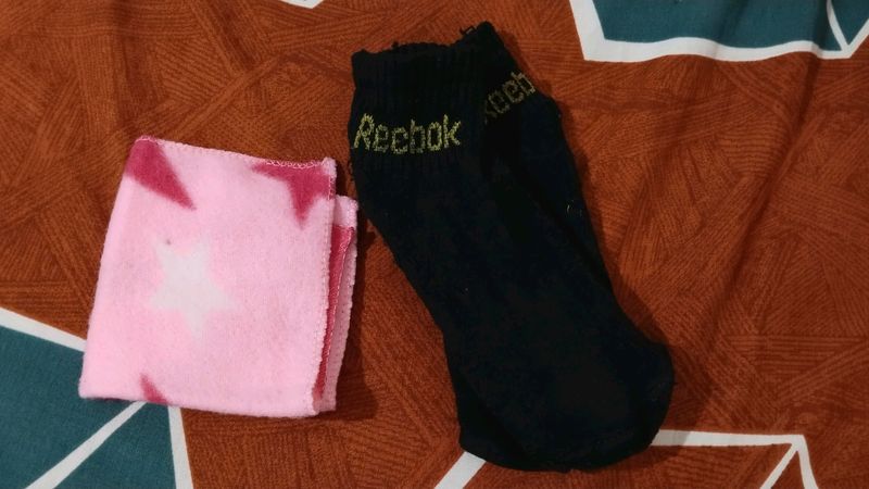 Combo 1pair Socks And 1 Hanky