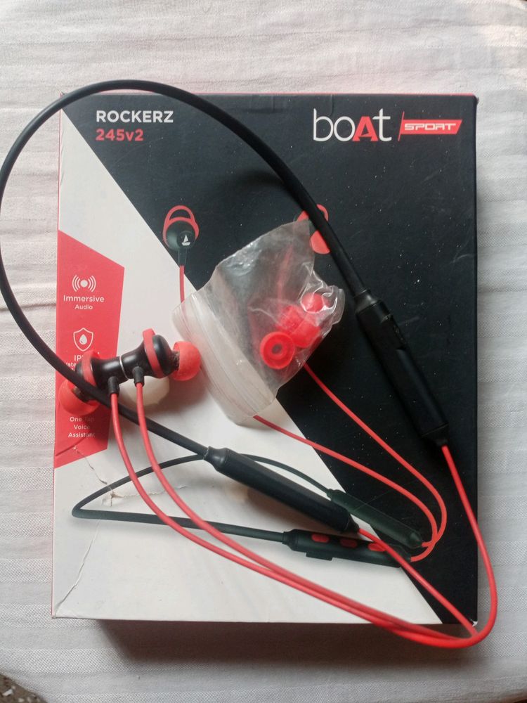 Boat Rockerz 245v2