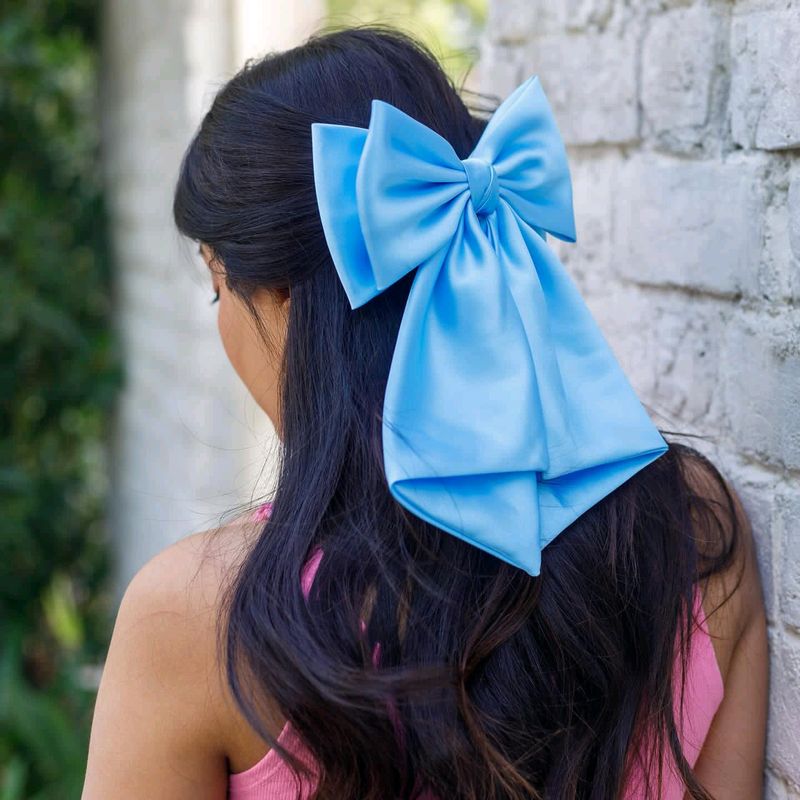 Parisian Bow Clip