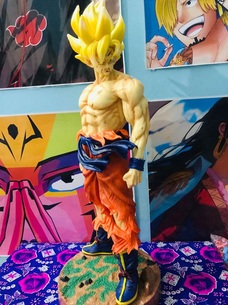 Dragon Ball Z Goku 43 Cm Action Figure with Stand