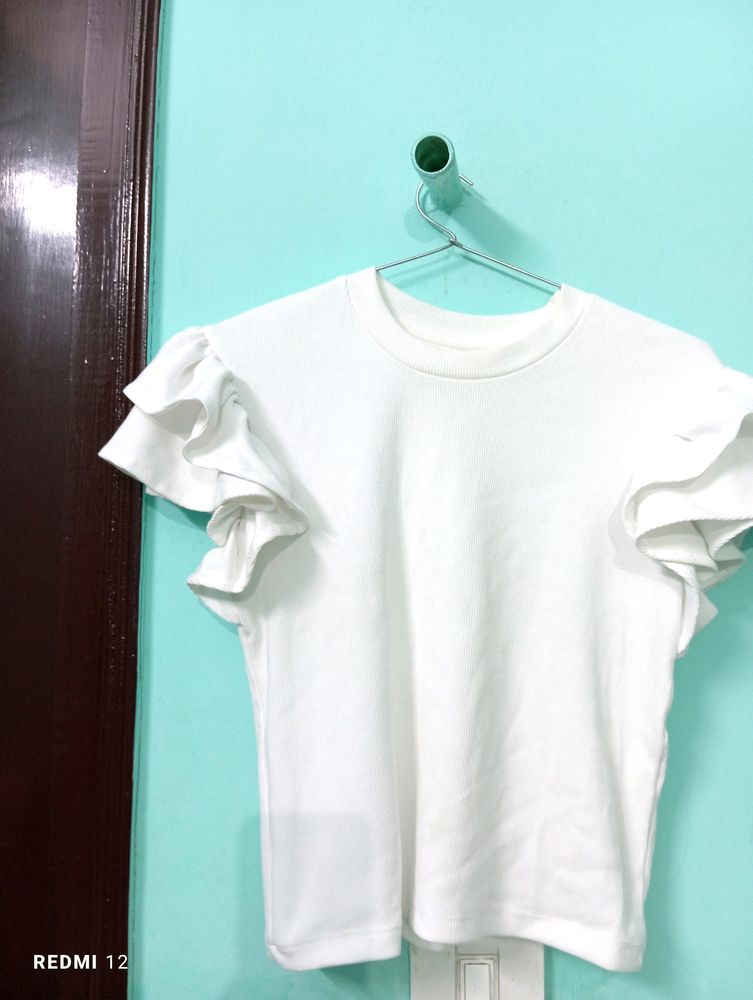 Trendy white Top