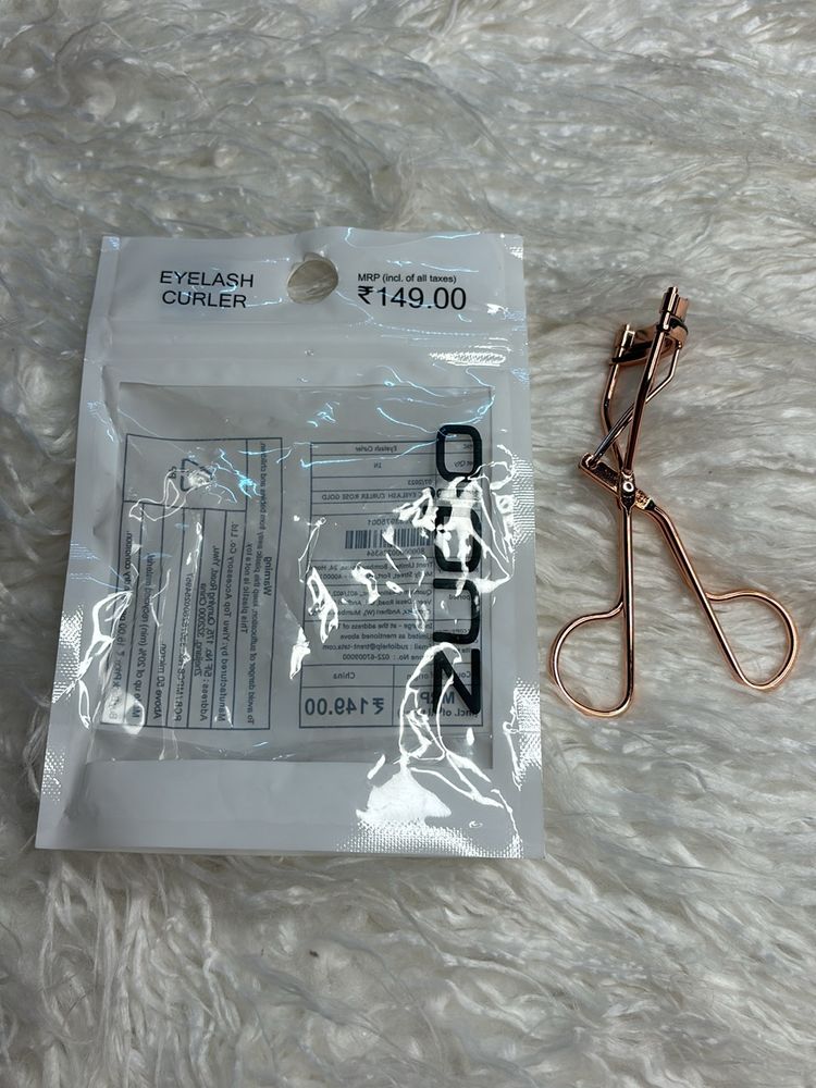 EYELASH CURLER 🎀