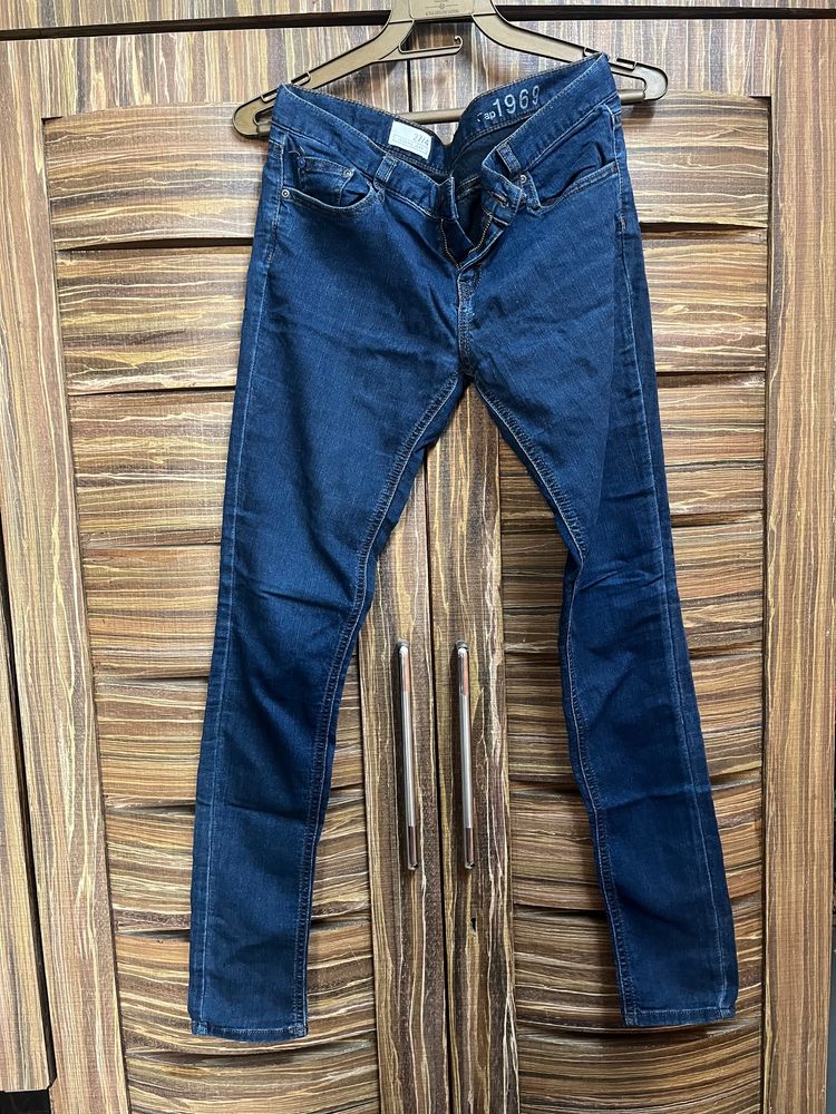 GAP Slim Fit jeans