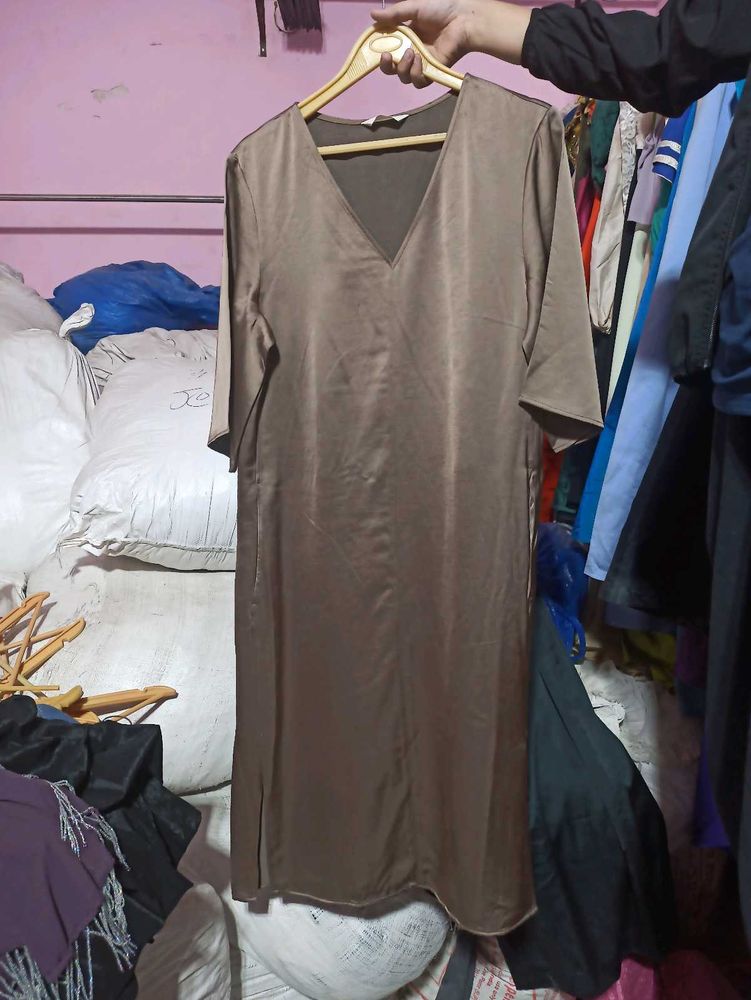 Pakistani Long Full Sleeve Kurta Suit