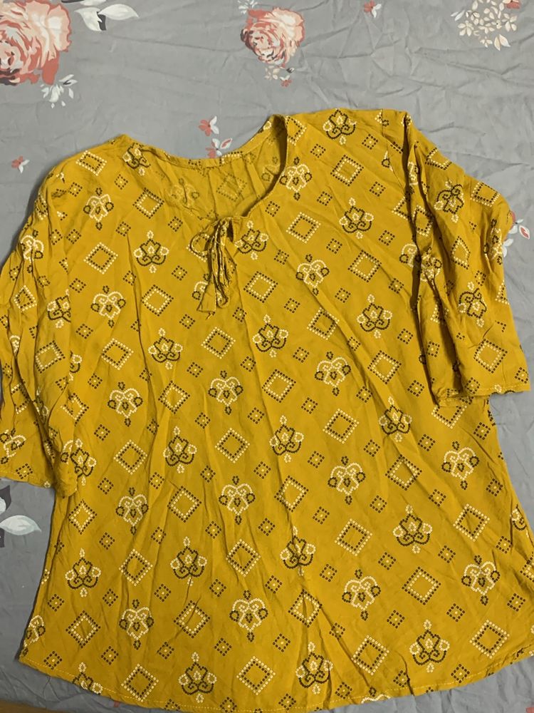 Mustard Yellow Top With 3/4 Sleeves