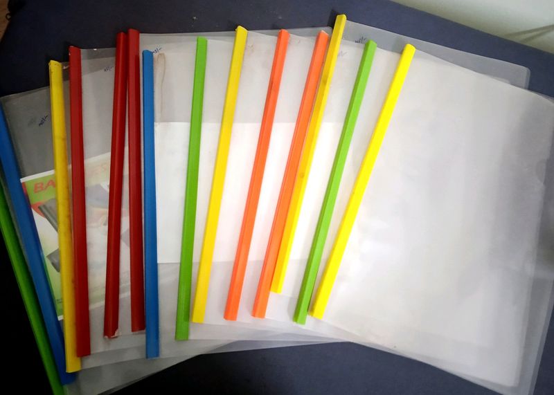 Files Of Plastic For School,College & Offi