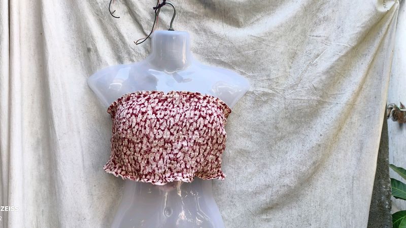 H&M CUTE PEACH FLORAL TUBE TOP