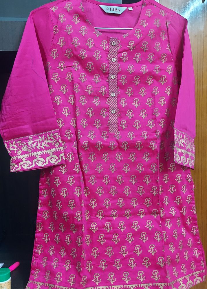 Magenta Silk Kurti With Golden Block Prints