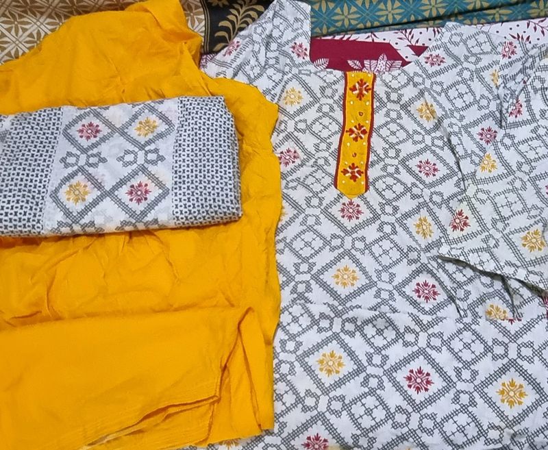 Kurti Set