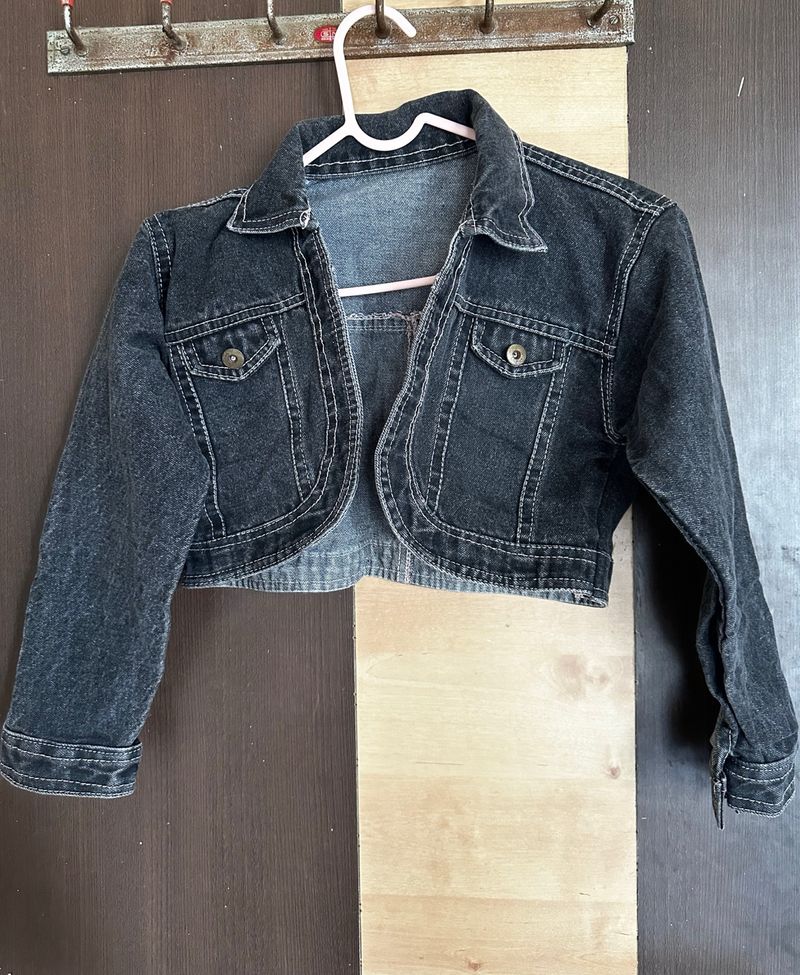 Stunning Women  Denim Jacket !