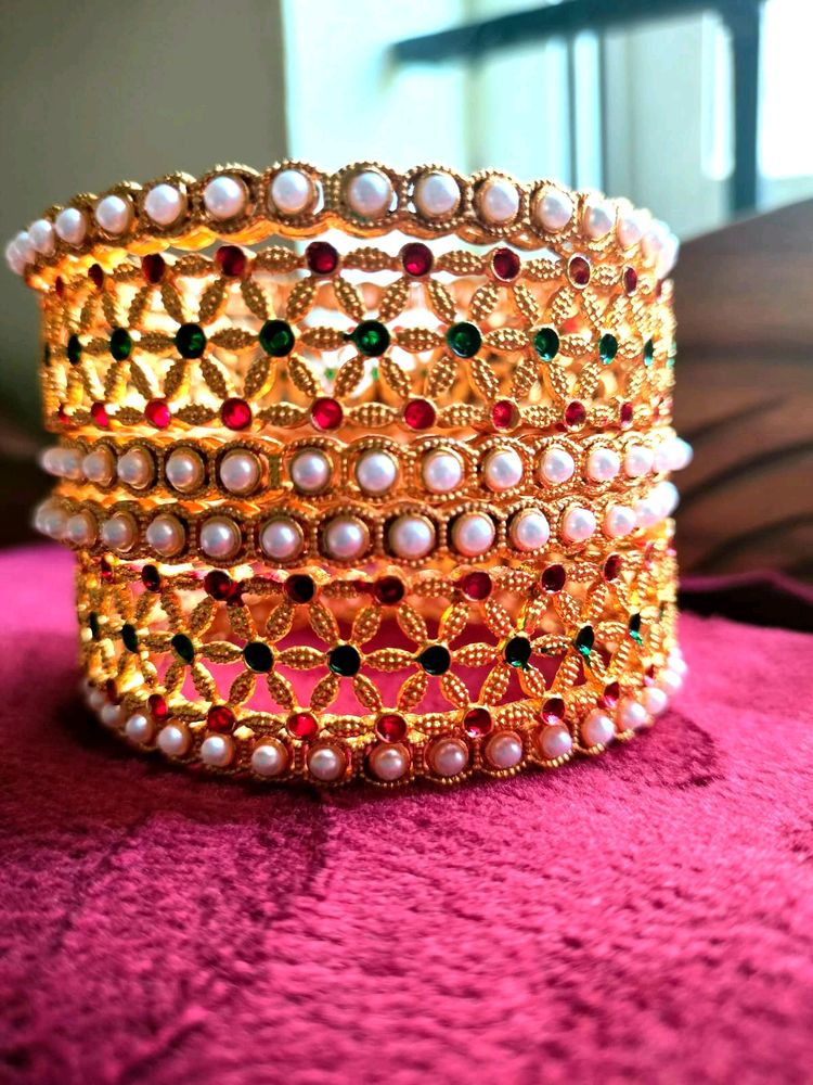 Women 6 Piece Bangles