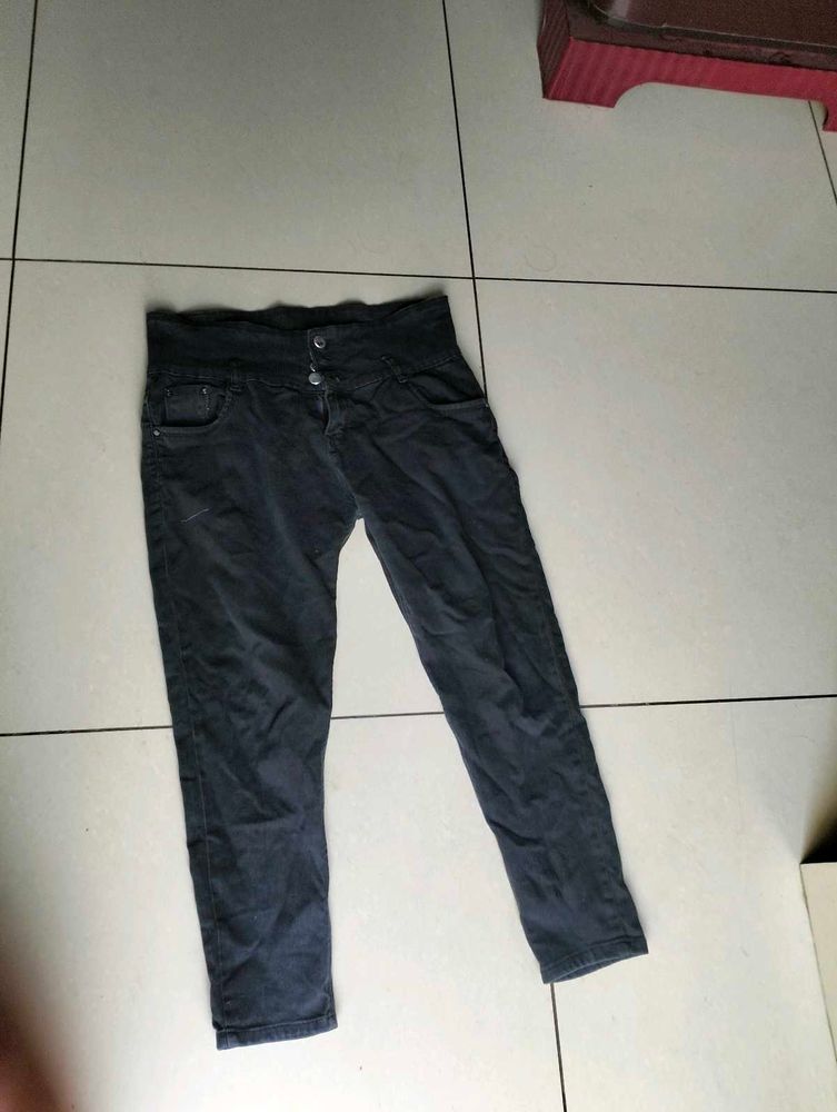 Girls Black Colour Jean