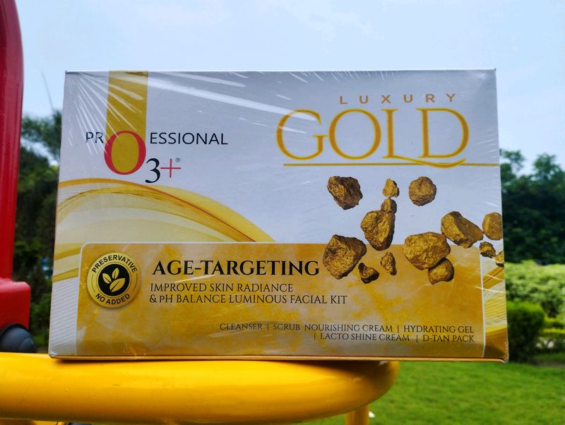 luxurious gold facial kit O3+