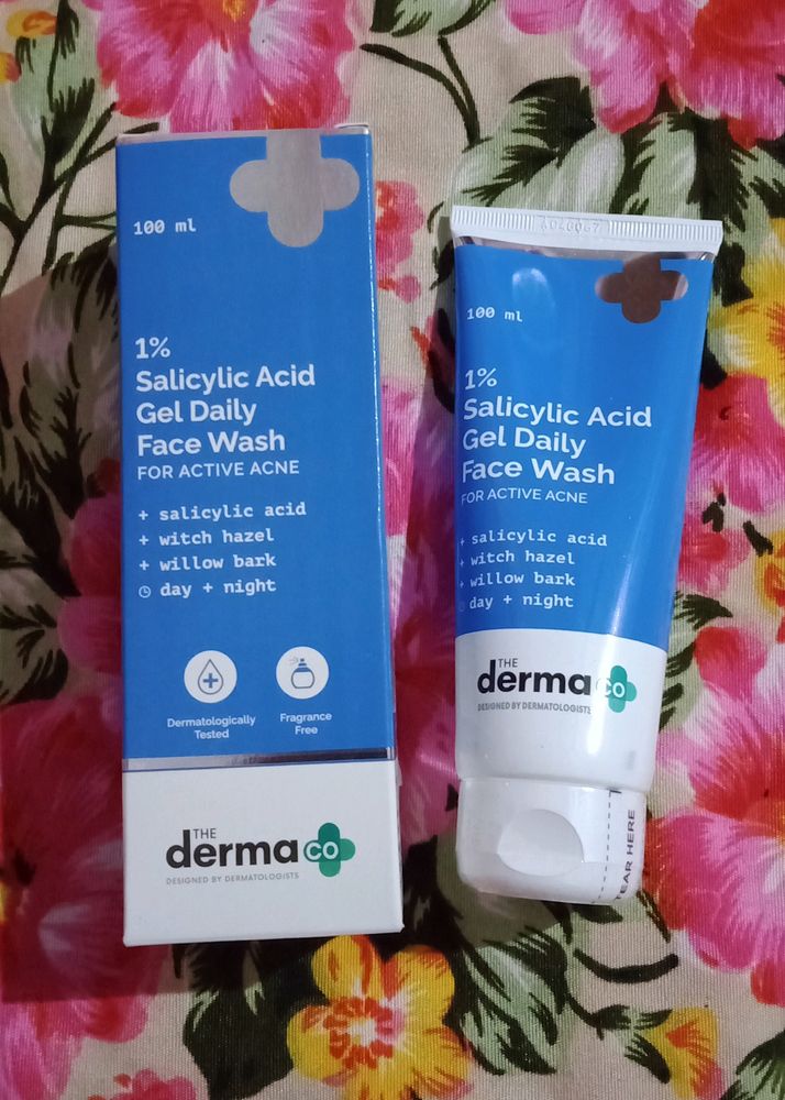 1% Salicylic Acid Gel Facewash( The Derma Co)100ml