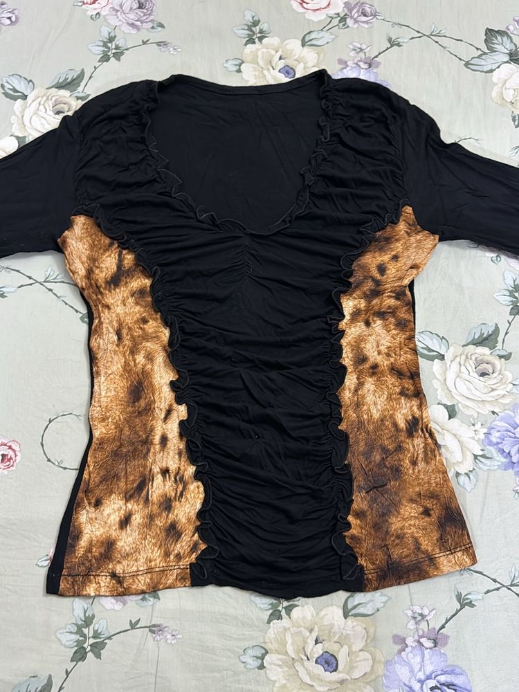 Black Leopard Top