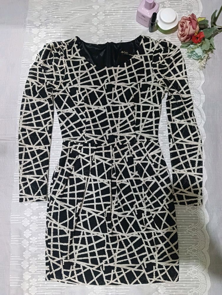 Fitted Dress Offer @299 Only For Today