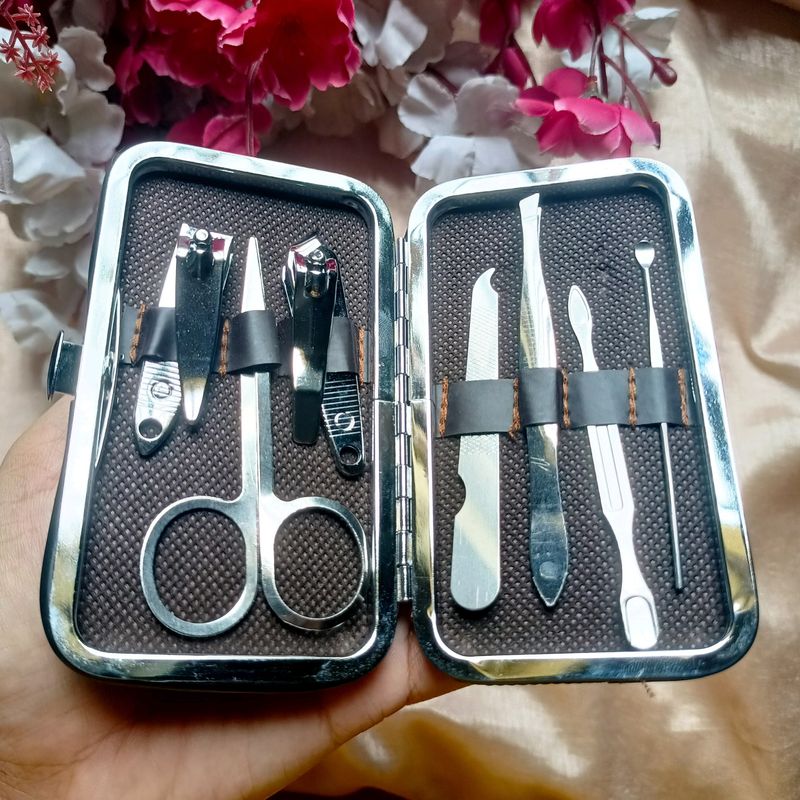 Travel Manicure Kit