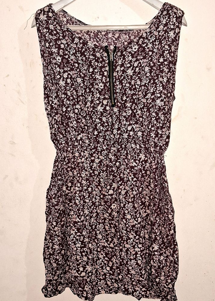 Floral Top With Mini Pockets