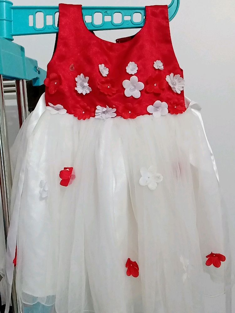 Red And White Kids Dress. Size 16