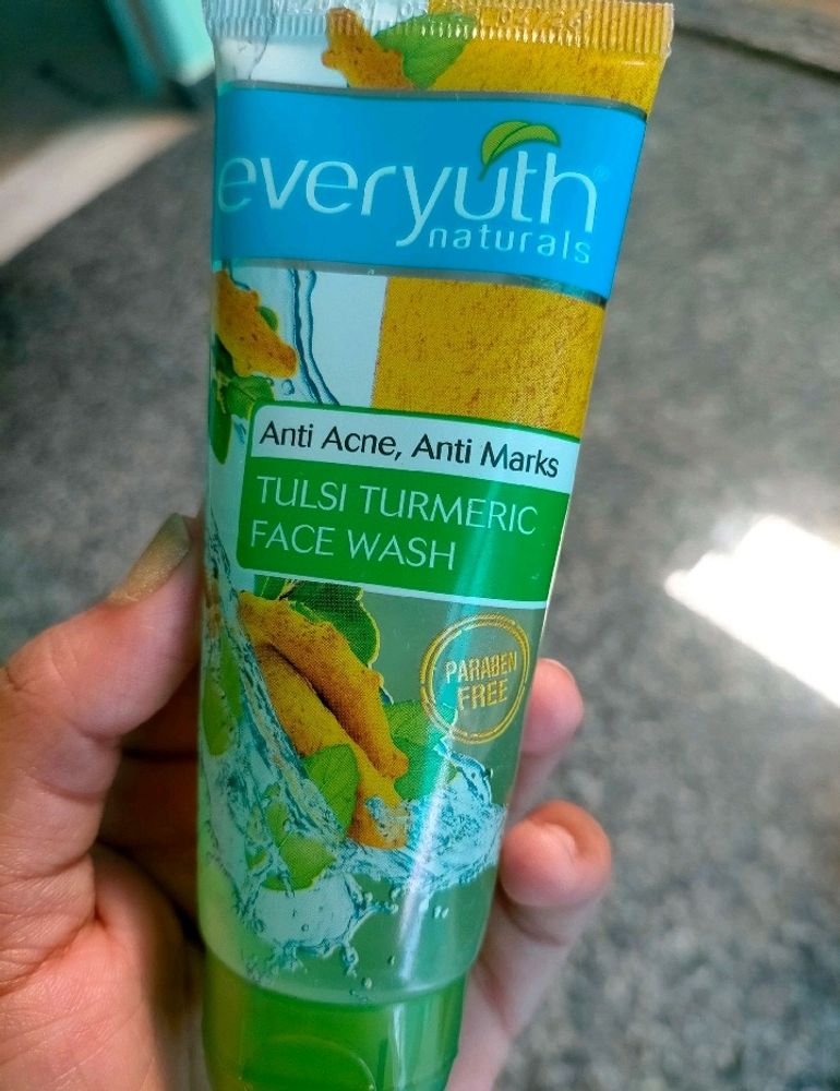 Everyuth Facewash