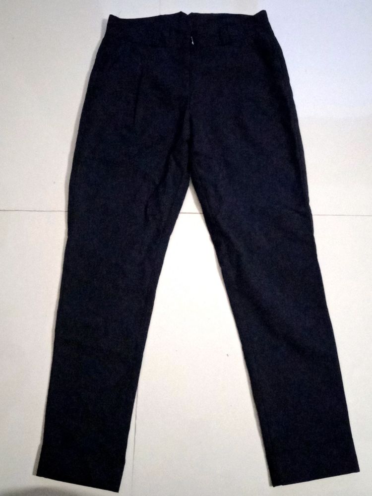 Mast & Harbour Black Trouser For Women