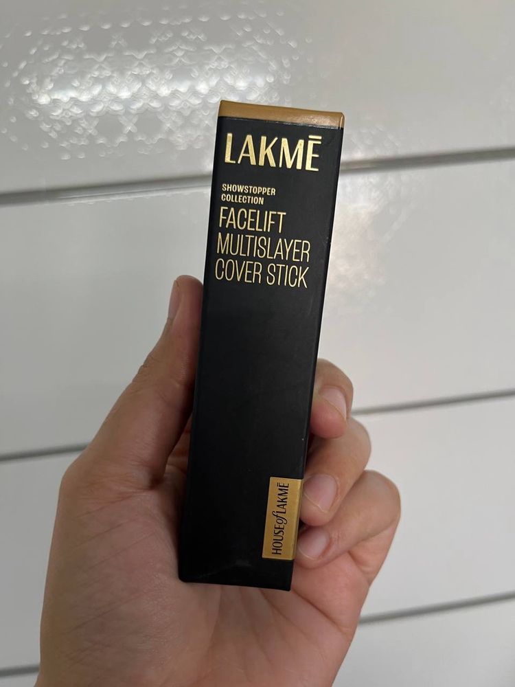 Lakme Facelift Foundation Stick-NeutralMedium