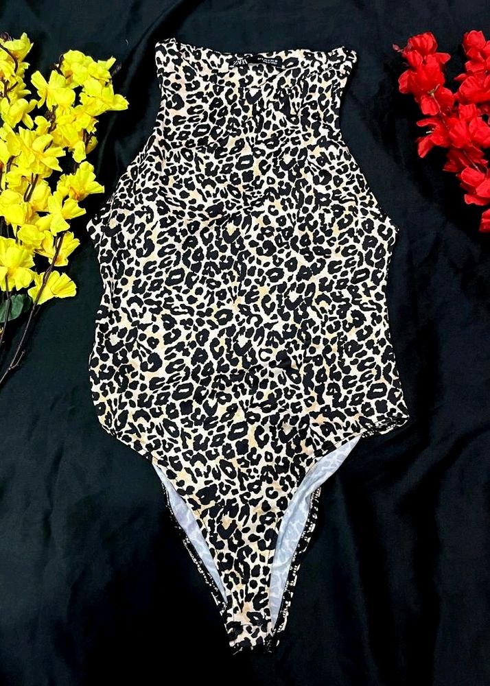 Zara leopard bodysuit