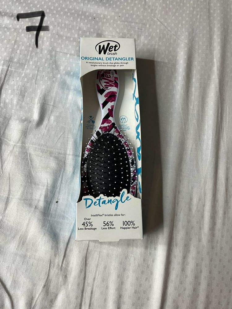 2 Wet Brush Detangler