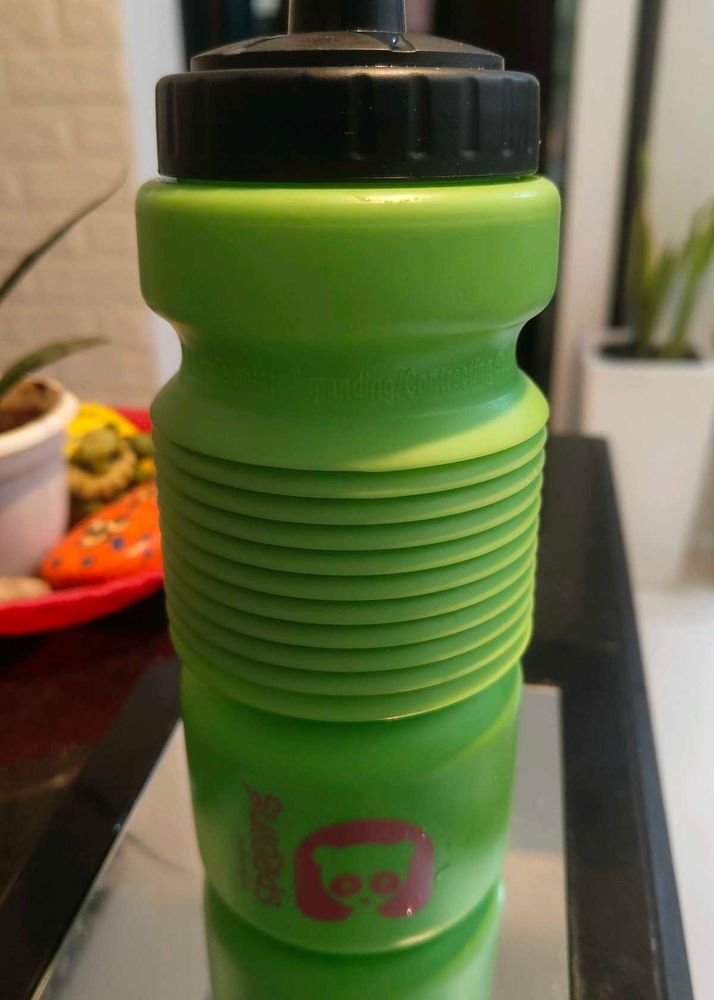 Magic Expandable Bottle / Sipper