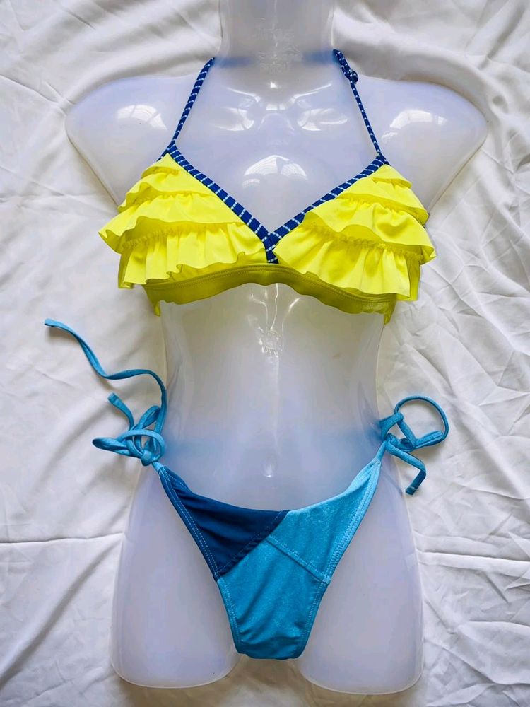 Cute Frill Bikini Set